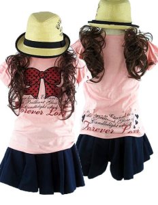 画像1: プチプラオシャレTシャツ！【ＦＩＮＤ　ＦＡＶＯＲ　find favor】ラメリボンプリントTシャツ 　キッズ  KIDS 　120cm 130cm 140cm 150cm (1)